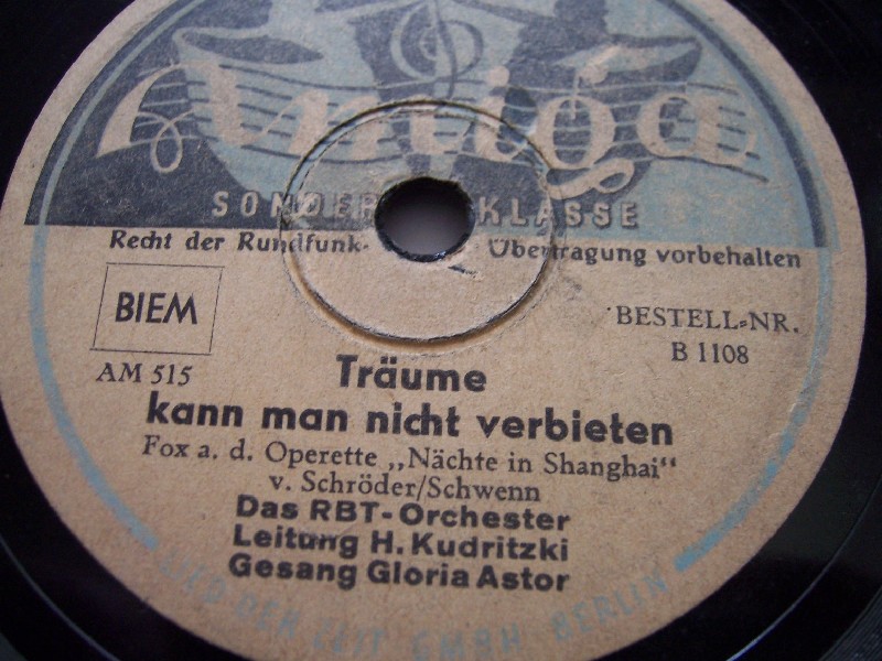 RBT Orchester Das RBT-Orchester Swing Time Memories - Neuaufnahmen 1991 RBT Orchester Das RBT-Orchester Swing Time Memories - Neuaufnahmen 1991