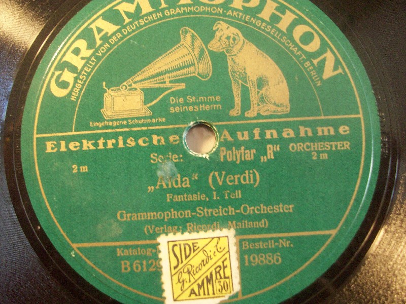 Grammophon-Orchester Dirigent: Obermusikmeister Adolf Becker - Bayrischer Avanciermarsch / Kärnthner Liedermarsch Grammophon-Orchester Dirigent: Obermusikmeister Adolf Becker - Bayrischer Avanciermarsch / Kärnthner Liedermarsch